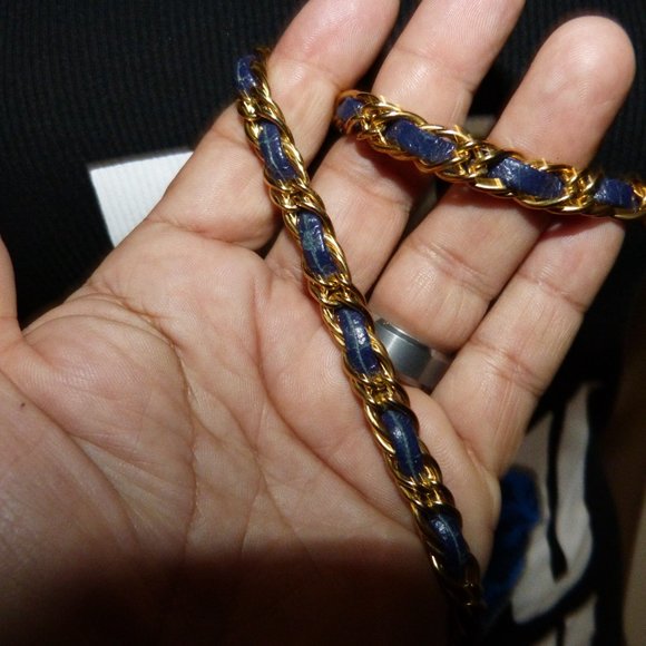 L J SIMONE QUILTED LEATHER BAG. LIKE NEW - Picture 9 of 11